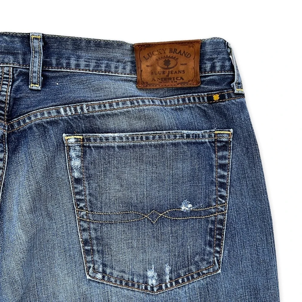 Lucky Brand Jeans Men 40x30 (ACTUAL 39x29.5) Blue Relaxed Straight 181 Denim